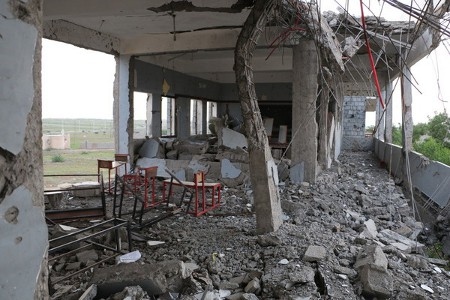 Skolan al-Asma i Mansouriya, Hodeidah i Jemen efter att ha bombats av de saudiledda koalitionen den 8 november 2015.