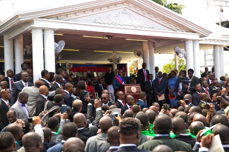 Jovenel Moïse installeras som president i Haiti den 7 februari 2017.