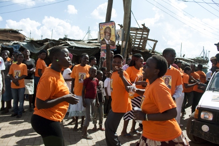 Oppositionspartiet National Super Alliance (NASA) håller valkampanj i Babadogo i östra Nairobi.