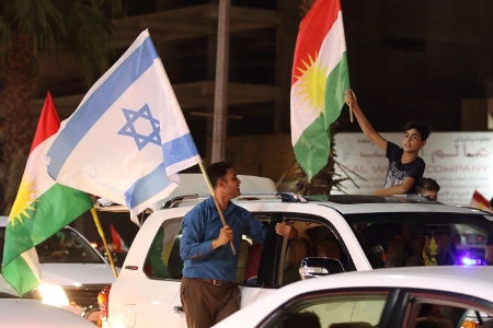 Kurdiskt firande vid folkomröstningen 25 september.