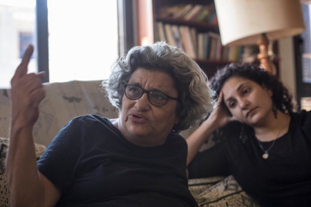 Laila Soueif och Mona Seif ser få ljuspunkter i dagens Egypten. 