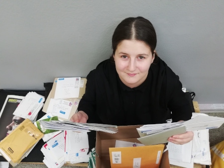  Den 14 december 2018  överlämnade Amnesty Ukraina stödbrev till Vitalina Koval som skickats från hela världen under höstens ”Write for Rights” (”Skriv för frihet” i Sverige).