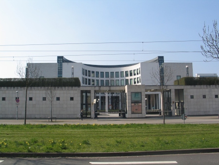 Federala åklagarmyndigheten i Karlsruhe. 
