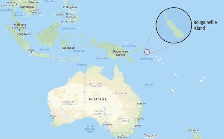  Bougainville ligger öster om Papua Nya Guinea.