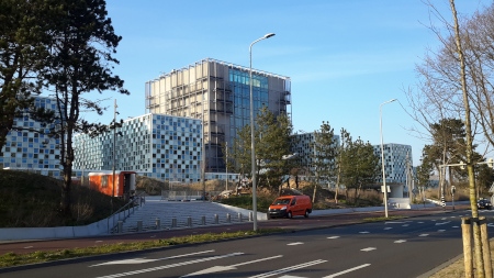 USA OGILLAR. ICC:s domstolsbyggnad i Haag i Nederländerna.