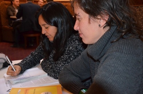 Aura Rodriguez och Catalina Lleras efterlyser ett långsiktigt stöd från det internationella samfundet.