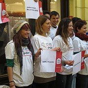 "Det är inte bara en folkomröstning om äktenskap, det handlar om vilket slags Kroatien vi vill ha", sade nej-kampanjen på presskonferensen i Zagrebs centrum.
