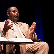 Paul Rusesabagina lyckades rädda över 1 000 personer undan döden under folkmordet i Rwanda 1994.