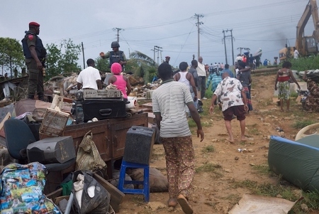 Under några dagar sommaren 2012 förstördes bostäderna i  Abonema Wharf waterfront i Port Harcourt på order av myndigheterna i delstaten Rivers State.