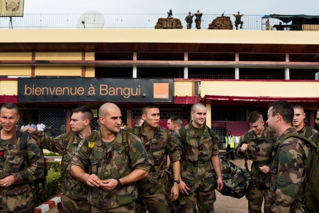 Franska soldater anländer till Bangui.