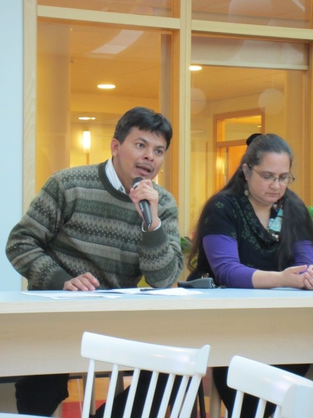 Omar Jerónimo (till vänster) säger att medvetenheten hos urfolk om rättigheter har ökat.