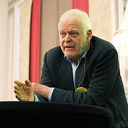 Thomas Hammarberg oroas över den ökande extremismen i Europa.