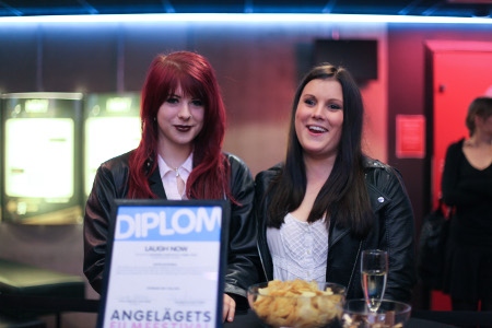 Alexandra Lijonhufvud och Isabell Holm från Vellinge hade gjort kortfilmen ”Laugh Now” som handlar om hemlöse Jocke och fördomar kring människor som befinner sig i hans situation.