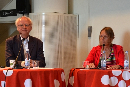 Börje Ljunggren är före detta ambassadör i Kina och Marie Söderberg är professor på Japaninstitutet på Handelshögskolan