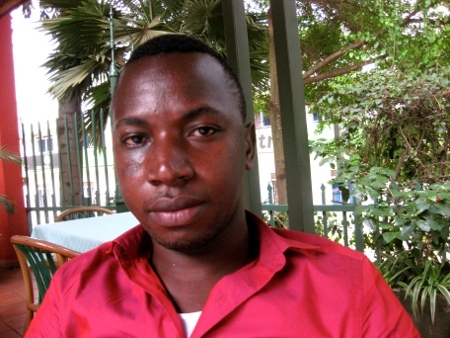 Hbtq-akvisiten Kelly Daniel Mukwano greps på grund av att han är homosexuell.