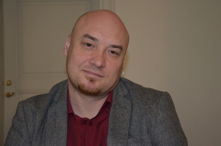 Valiantsin Stefanovitj, Viasna, tror att man släppte Ales Bialiatski för att förbättra relationen till EU.