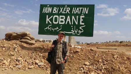 Joakim Medin var den siste utländske journalisten som lämnade Kobane när IS var nära att erövra staden 2014.