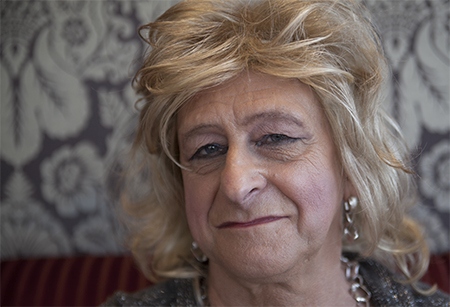 Ghislaine Bonetto är från Belgien med HB House och tänker kliva upp 06.30 på lördagsmorgonen för att göra sig i ordningen för paraden. Det är första gången hon är här och det är via sin organisation hon fått kontakt med Mozaika.