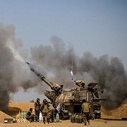 Israelisk artilleribeskjutning mot Gaza den 1 augusti 2014.