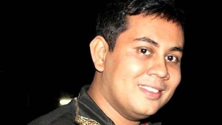 Niloy Neel blev den 7 augusti den fjärde bloggaren i Bangladesh som mördats i år. Han var ateist av hinduiskt ursprung. Han kämpade mot fundamentalism och extremism.
