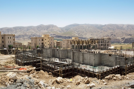 Det nya Hasankeyf. Till dessa nybyggda hus ska ortsborna förflyttas när deras hem inte längre är beboeliga.