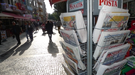 Tidningskiosk i Istanbul. Kritiker menar att pressfriheten blivit allt mer begränsad i landet.