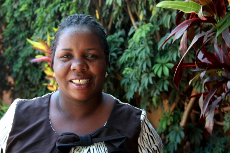 Faith Piri , vd på GENET, tycker att det är viktigt att stärka Malawis flickor. 