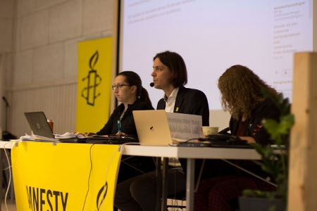 Natasja Persson, mötessekreterare och årsmötets två ordföranden; Robert Tolonen Scherman och Christine Pamp.
