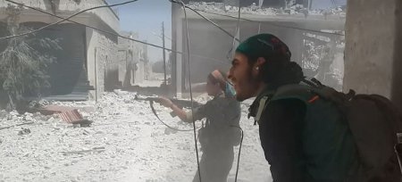 Stridande från SDF vid slaget om Manbij.