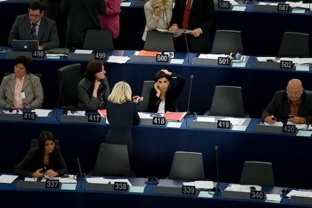 Utvecklingen i Polen och Ungern har skapat diskussioner i Europaparlamentet.