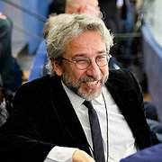 Den turkiska oppositionella tidningen Cumhuriyets före detta chefredaktör Can Dündar var en av de nominerade till årets Sacharovpris. Idag lever han i exil i Tyskland. 