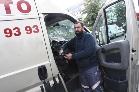 TUFFA KONSEKVENSER. Efter husarresten har omsättningen i Halim Abdelmaleks bärgningsfirma minskat med 60 procent.