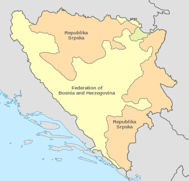 Bosnien-Hercegovina delades i två entiteter efter Daytonfreden 1995. 