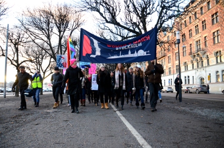 I Stockholm gick marschen från Norrmalmstorg till USA:s ambassad.
