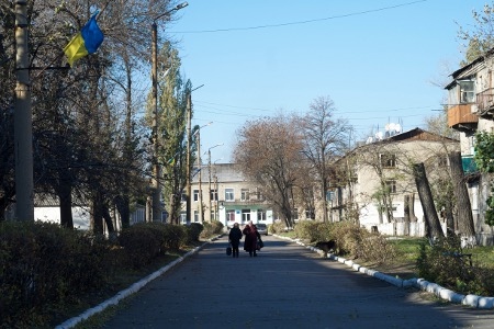 Gatorna i Novotoschkivske är öde då större delen av befolkningen har flyttat. 