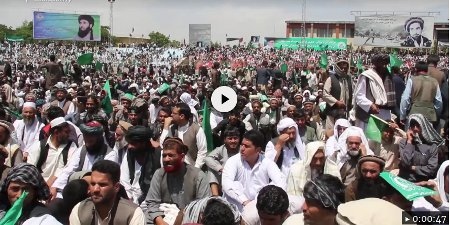 Skärmdump från RFE/RL:s film om Gulbuddin Hekmatyars massmöte i Kabul.