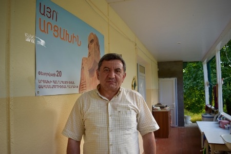 Vilem Petrosyan deltog i uppbyggnaden av Talish efter attacken 1992. Nu när byn åter har förstörts känner han det som att hans förflutna har suddats ut.