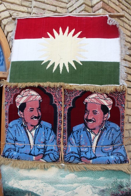 I juni proklamerade Masoud Barzani, KRG:s de facto-president och ledare för KDP (Kurdistan Democratic Party), en folkomröstning den 25 september om självständighet för irakiska Kurdistan. En del kurder ifrågasätter hans motiv. 