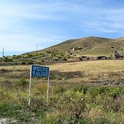 Enligt International Crisis Group bäddar den rådande dynamiken mellan Armenien och Azerbajdzjan, samt bristen på förtroende för respektive land för ytterligare våldsamheter i framtiden.