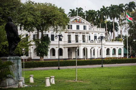 Presidentpalatset i Paramaribo.