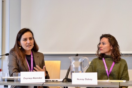 Zeynep Alemdar, doktor i statsvetenskap vi Okan University i Istanbul och Nuray Özbay, Turkiets representant i den Europeiska kvinnolobbyn.