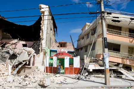 Jordbävningen i Haiti fick en förödande effekt. Oxfam var en av många organisationer som ägnade sig åt hjälparbete.