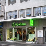 Oxfam har många butiker runt om i Europa, som här i Düsseldorf i Tyskland. 