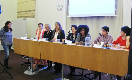 Panelen den 22 mars: Johanne Hildebrandt, Birgitta Ohlsson (L), Ewa Thalén Finné (M), Janine Alm Ericson (MP), Nurten Özkoray, Hana Al-Khamri, Chnoor Maki, Amineh Kakabaveh (V).