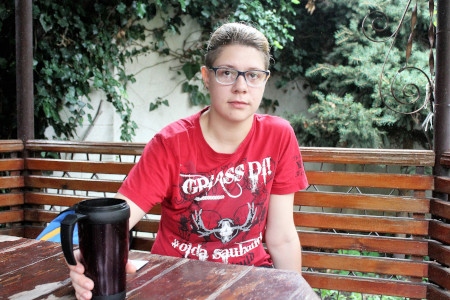 29-årige Sasha Sugac är transman och en av ett fåtal transpersoner i Moldavien som har kommit ut.