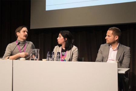 Från vänster: Paavo Savolainen, konsult på UNHCR, Lynn al Khatib, statslös palestinier från Syrien och Chris Nash, European Network on Statelessness (ENS).