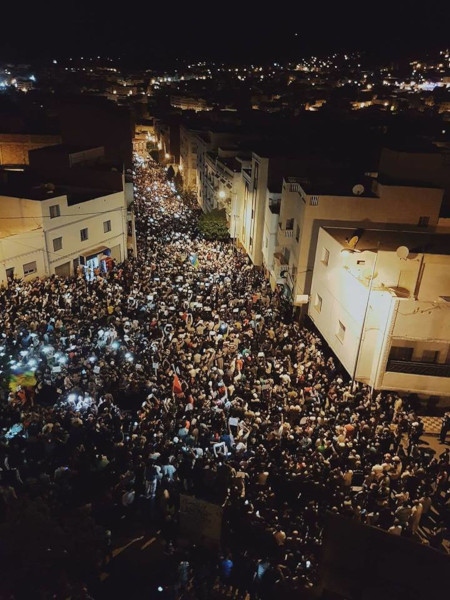 Demonstration i Al Hoceima under Hirak-rörelsen.