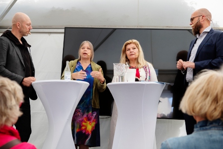 David Thurfjell, Bitte Hammargren, Cecilia Uddén med moderatorn Dan-Erik Andersson förklarar konflikterna i Mellanöstern vid ett fullsatt seminarium arrangerat av Centrum för Mellanösternstudier, Lunds universitet.