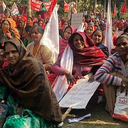 Den 8-9 januari beräknas minst 150 miljoner arbetare ha deltagit i vad som har beskrivits som den största generalstrejken någonsin när tio fackliga centralorganisationer i Indien gick samman.