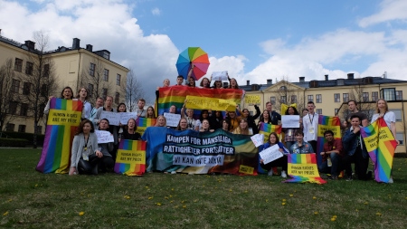 Manifestation vid Amnestys årsmöte i Gävle 10-12 maj i solidaritet med studenterna i Ankara och deras rätt att hålla en Pridemanifestation.